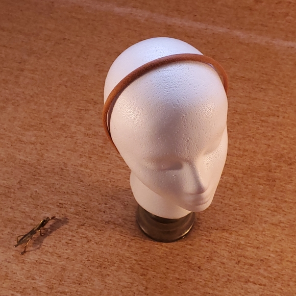 4 Pack Soft Fabric-Covered Headbands - Picture 4 of 5